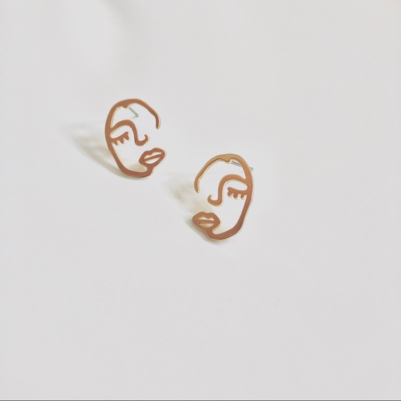 the Good Boutique Jewelry - Platonism Face Earrings